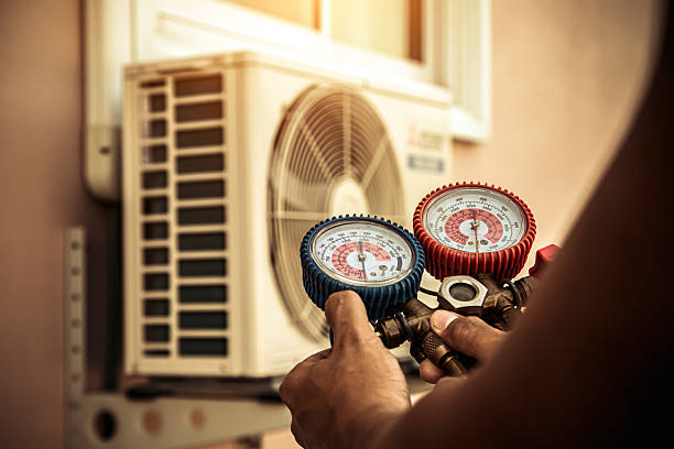 Professional Heat Pump Repair technician working in Brooklyn, WI